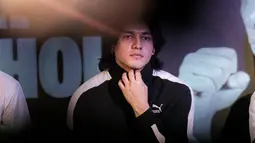 Selebritas Indonesia, Jefri Nichol dalam konferensi pers Superstar Knockout di daerah Senayan, Jakarta Pusat, Kamis (12/06/2025). (Bola.com/Bagaskara Lazuardi)