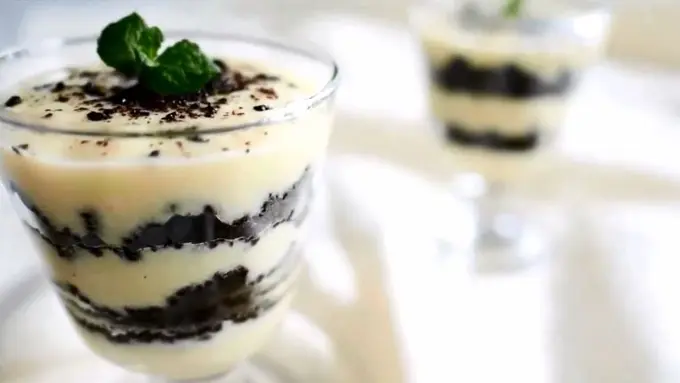 Oreo Cheesecake Parfait, Akhiri Jumatmu Pekan Ini dengan Manis