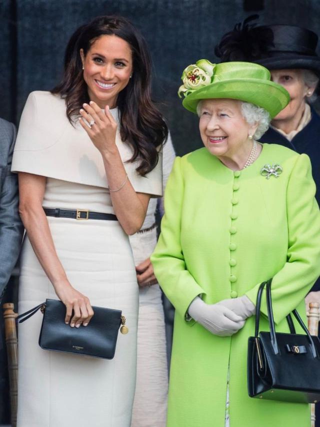 Pangeran Harry Sebut Meghan Markle Menyesali Pilihan Pakaiannya saat Bertemu Ratu Elizabeth Pertama Kali