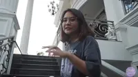 Prilly Latuconsina menempati rumah barunya terdiri atas empat lantai di Tangerang, Banten (Dok.YouTube/Prilly Latuconsina)