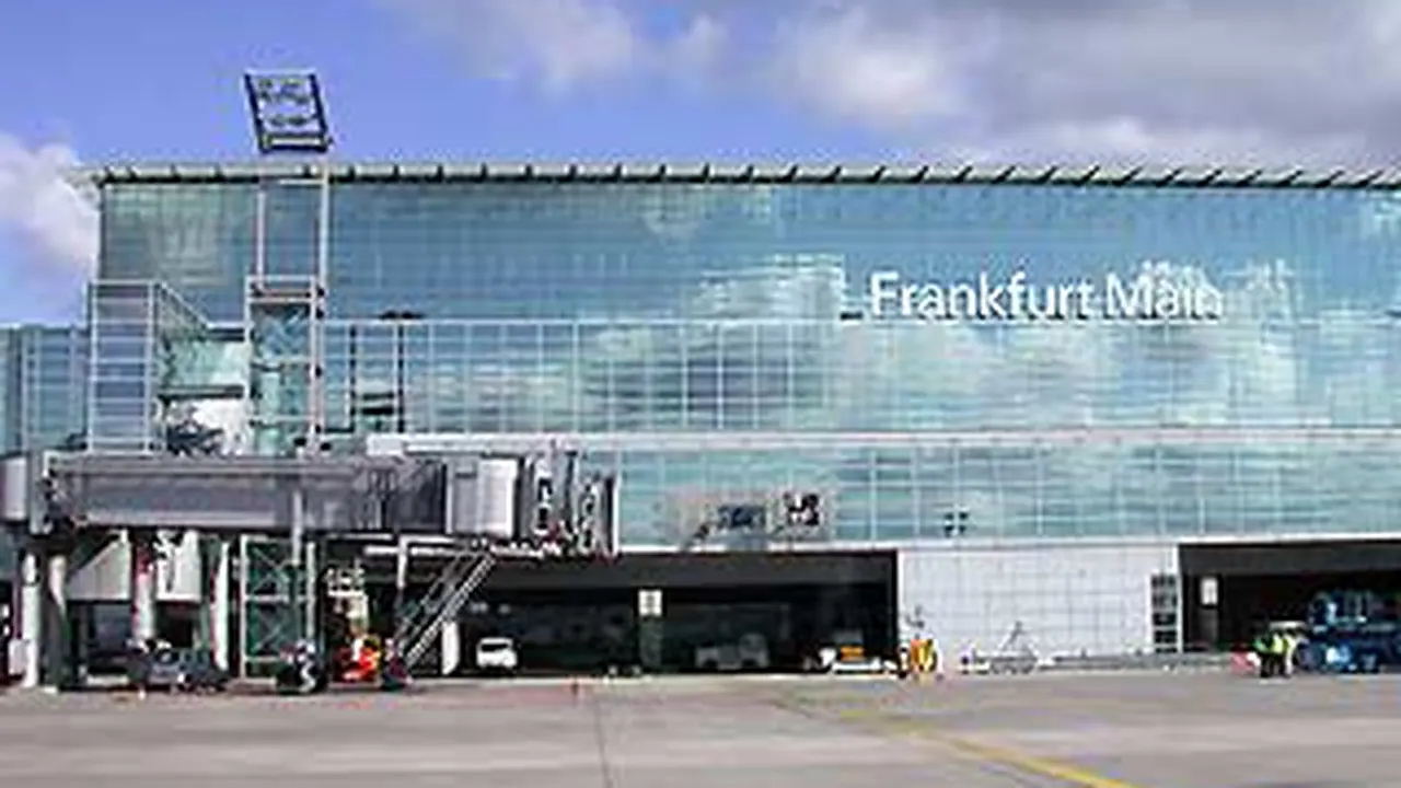 120228cbandara-frankfurt.jpg