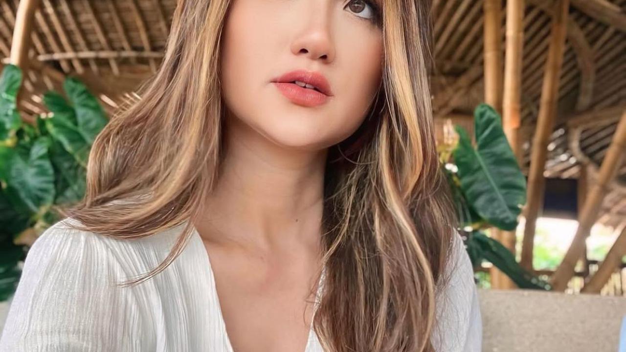 5 Potret Tengku Dewi Putri Pasca Cerai dari Andrew Andika, Tampil Lebih Cantik dan Percaya Diri