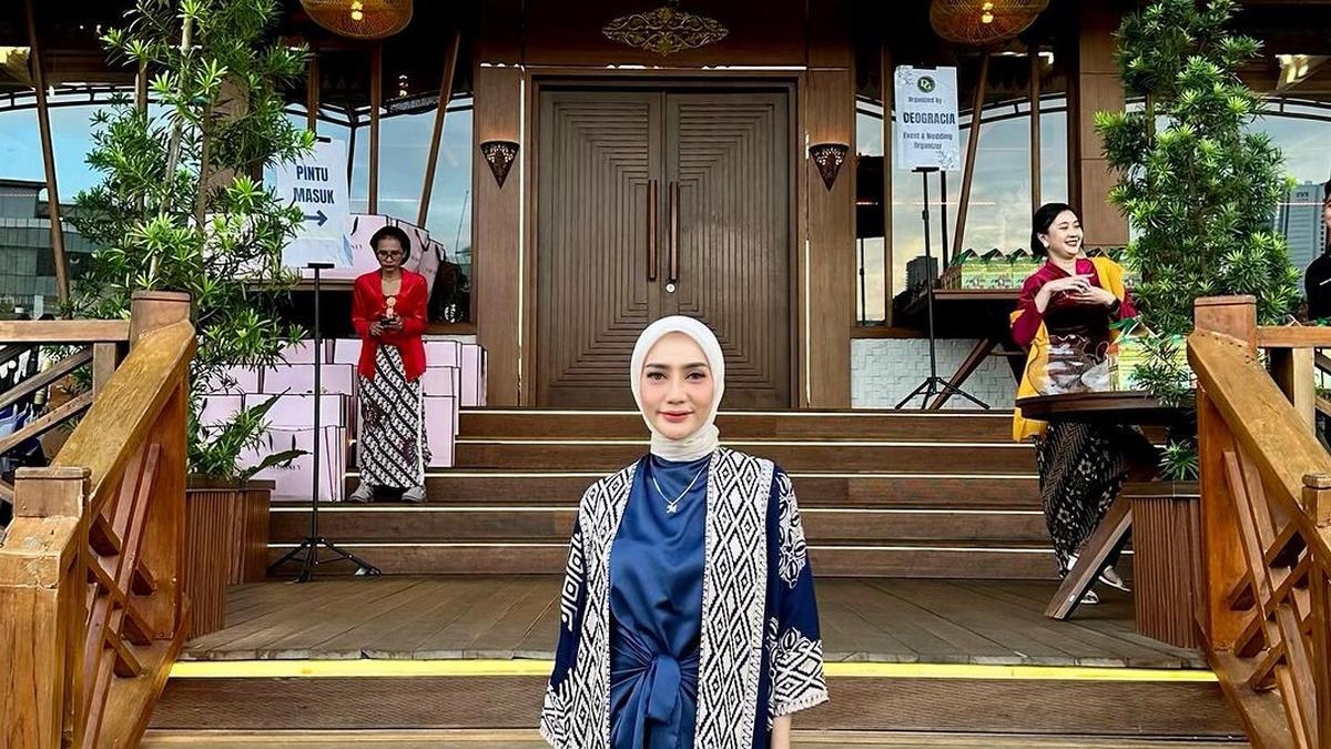 Inspirasi 5 Model Jahit Batik untuk Acara Kondangan 2025, Elegan dengan Sentuhan Tradisional