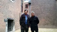 Erwin Arnada dan Salman Aristo mendatangi penjara Bung Hatta di Belanda