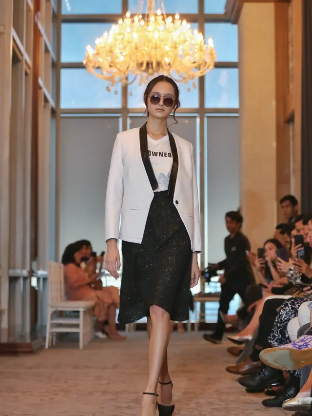 Ronauli Liu dan Xalvar