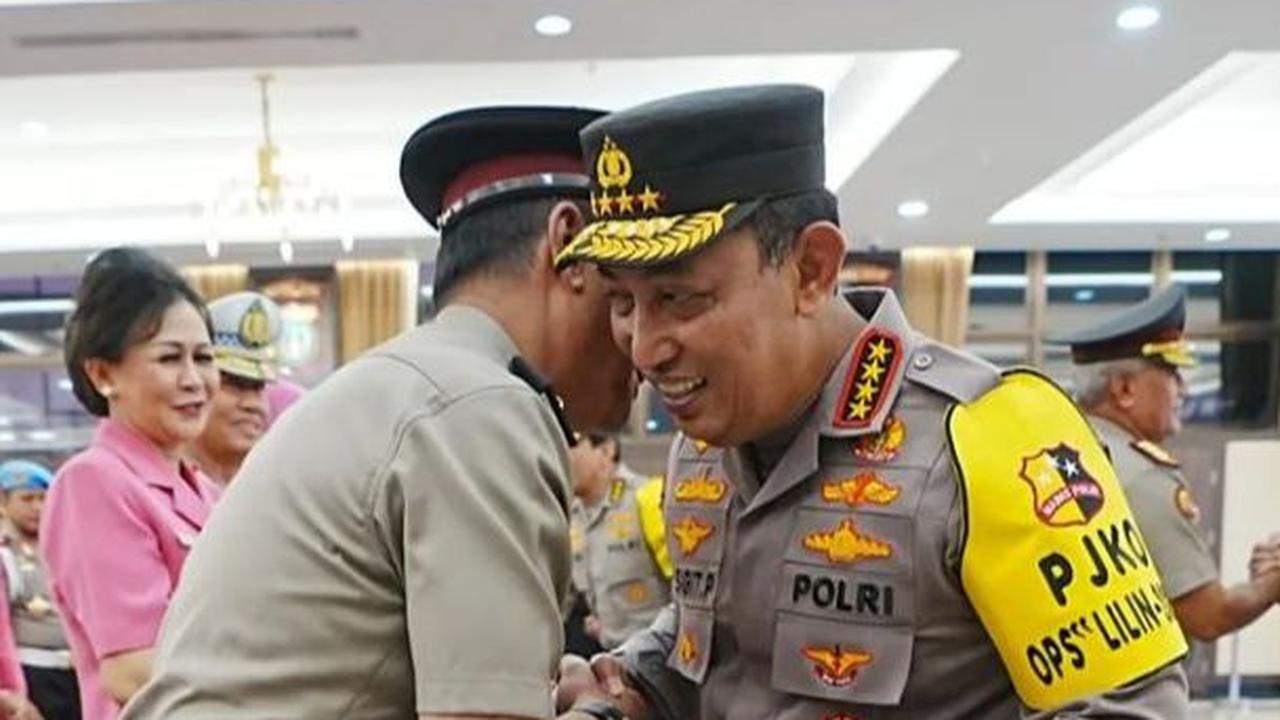 Dan kini, Komjen Rudy Heriyanto menduduki posisi sebagai Sekretaris Jenderal Kementerian Kelautan dan Perikanan.
