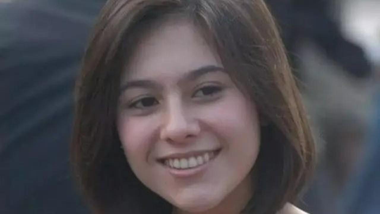 4. Wulan Guritno