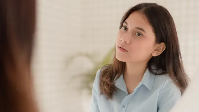 Cara Mengetahui Kamu Menggunakan Terlalu Banyak Produk Skincare