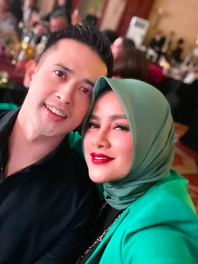 Potret Kemesraan Olla Ramlan dan Aufar Hutapea Selama Menikah