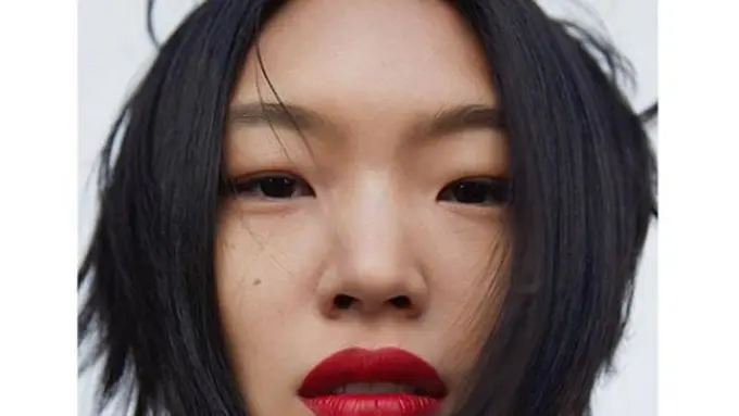 Lebih Berani dengan Lipstik Edisi Natal dari Zara