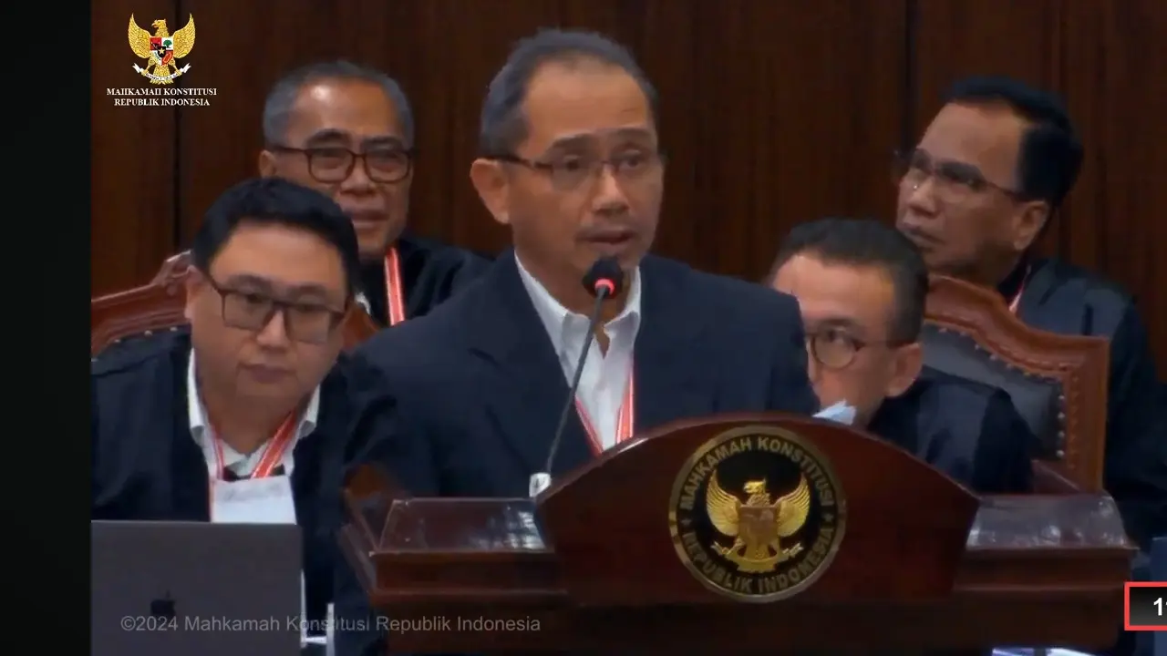 Guru Besar dalam Bidang Sosiologi pada Fakultas Ilmu Sosial dan Ilmu Politik UGM, Prof Suharko jadi ahli dari Tim Hukum Ganjar-Mahfud di sidang sengketa Pilpres 2024, Selasa (2/4/2024)