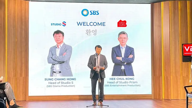 Sung Chang Hong dalam acara penandatanganan MoU strategic cooperation in the content and media business antara PT MD Entertainment Tbk & SBS Co., Ltd. dihelat di kawasan Jakarta pada pada Selasa, (29/9/2026). (Liputan6.com/Afradhiya N. R)