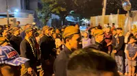 Momen Kaesang Pangarep dan Erina Gudono Ikut Tapa Bisu di Kirab Malam 1 Sura Pura Mangkunegaran