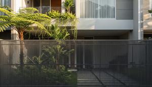 Model Pagar Besi Rapat Anti Tikus dan Ular. (Foto: Gemini AI)