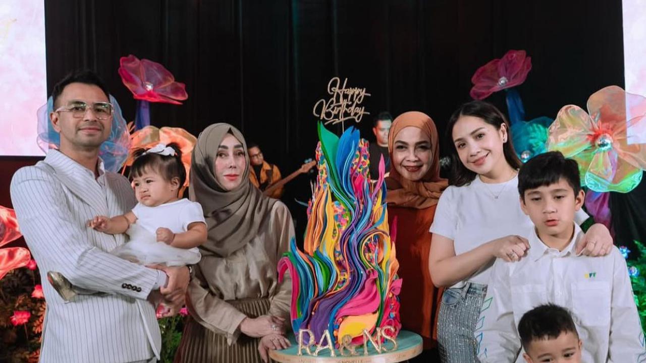 Kejutan Ulang Tahun Raffi Ahmad dan Nagita Slavina, Dekorasi Mewah hingga Tamu Selebriti
