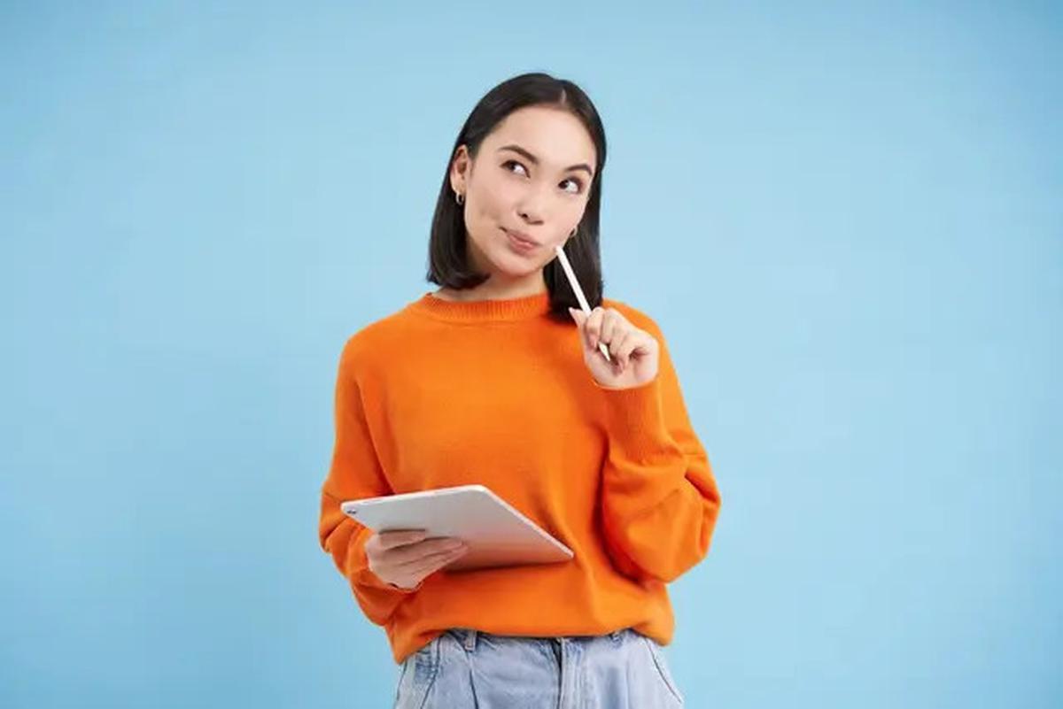 5 Tanda Kamu Orangnya Overthinker, Tapi Terlihat Tenang dari Luar