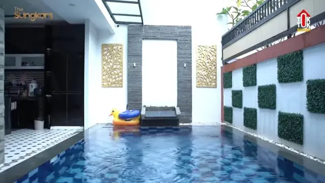 Rumah almarhum Ameer Azzikra dan Nadzira