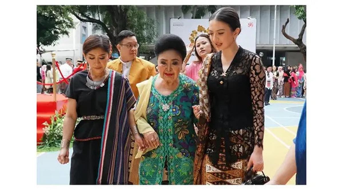 6 Potret Kedekatan Raline Shah dan Menteri Meutya Hafid, Siap Kerja Jadi Stafsus