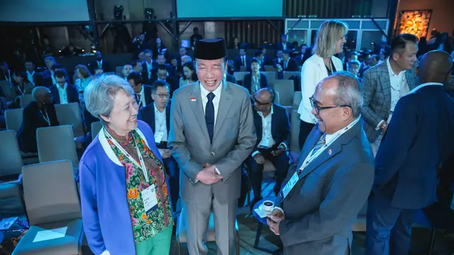 Presiden ke-7 Republik Indonesia Joko Widodo (Jokowi) menghadiri Bloomberg New Economy Forum yang berlangsung di Singapura. (Sumber: SCTV)