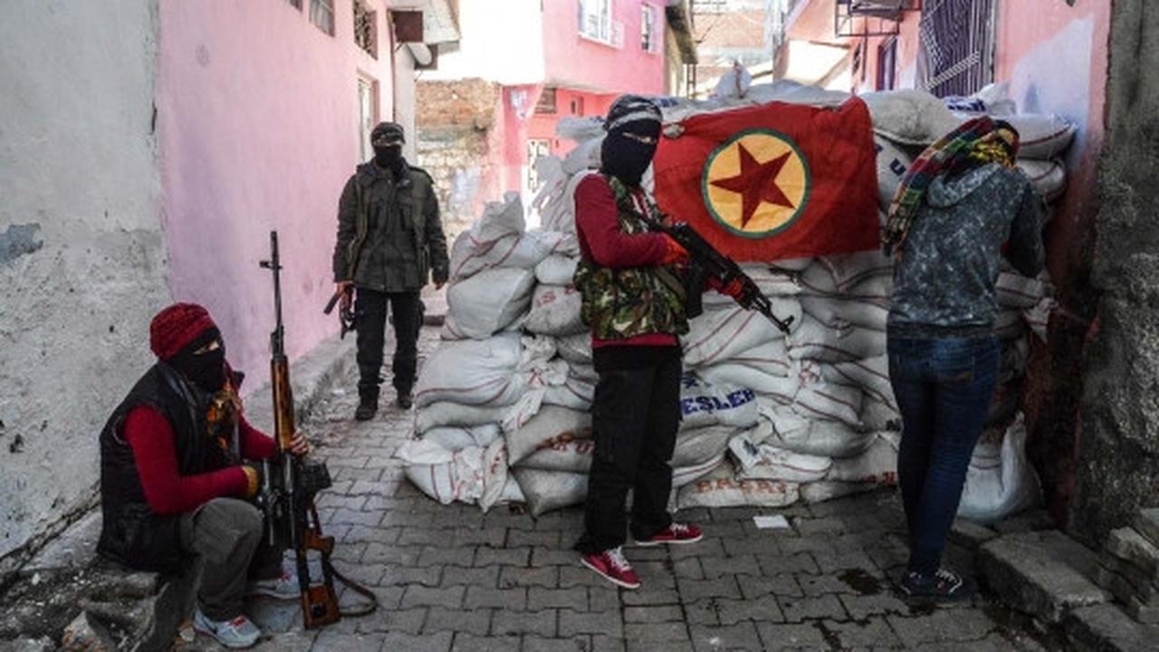 Kisah heroik militan perempuan Kurdi jaga keamanan Turki
