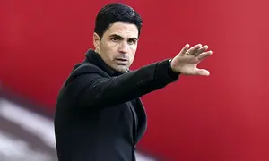 Perjalanan Mikel Arteta saat melatih Arsenal di musim ini bisa mengalami pasang surut. Sempat terpuruk di awal musim, Arteta akhirnya menemukan formula terbaiknya untuk membalikkan keadaan. Terbukti, saat ini The Gunners berhasil menempati peringkat ke-4 klasemen Liga Inggris. (AFP/Pool/Tim Keeton)
