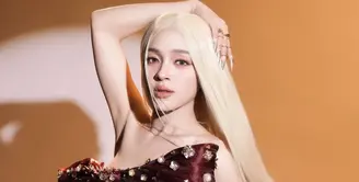 Selebgram Elsa Japasal bikin kaget warganet dengan penampilan terbarunya yang manglingi [@fdphotography90]