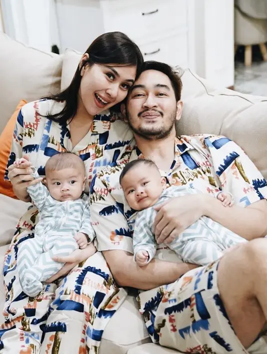 Jeje Govinda dan Syahnaz Sadiqah (Instagram/ritchieismail)