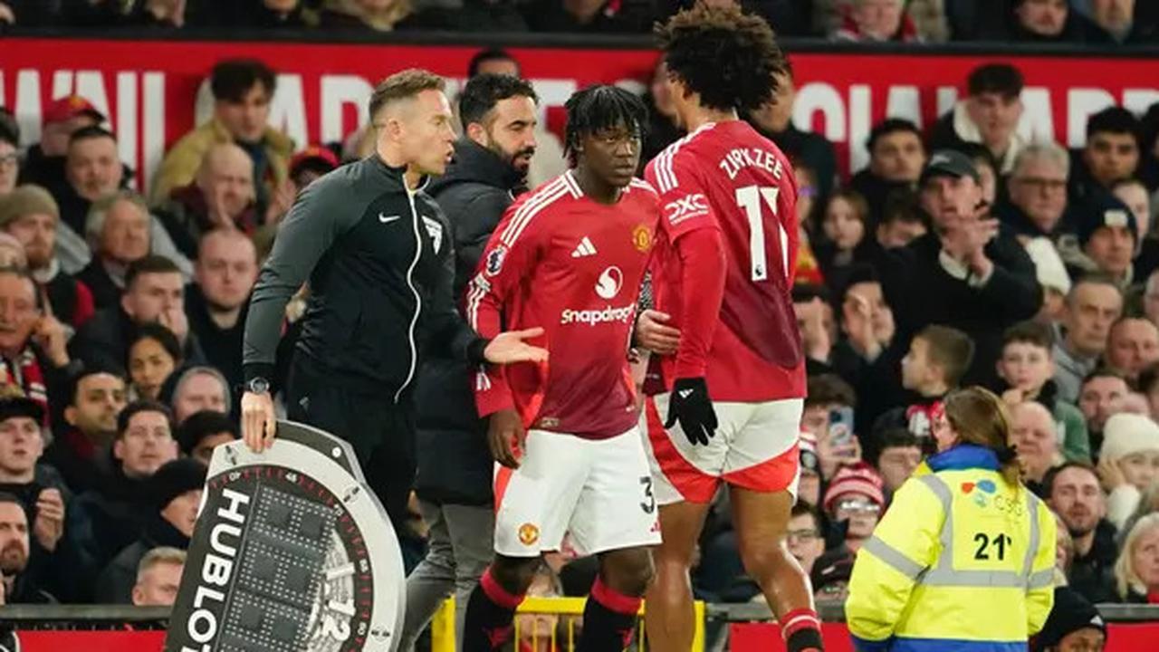 Sosok Pemain MU ini Disoraki Fans Sendiri saat Laga Lawan Newcastle, Menangis di Tunnel Old Trafford