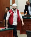 Pemyanyi Ridho Rhoma kembali menjalani sidang lanjutan pada Selasa (8/8/2017). Dalam sidang kali ini, majelis hakim melakukan pemeriksaan para saksi dari Jaksa Penuntut Umum (JPU). (Deki Prayoga/Bintang.com)