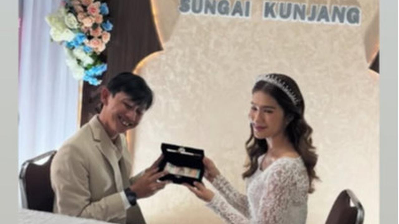 Komika Yono Bakrie Resmi Menikah