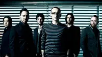 Linkin Park dan Taking Back Sunday resmi meluncurkan karya teranyar mereka. Di lagu ini, keduanya sama-sama bermain di tempo keras.