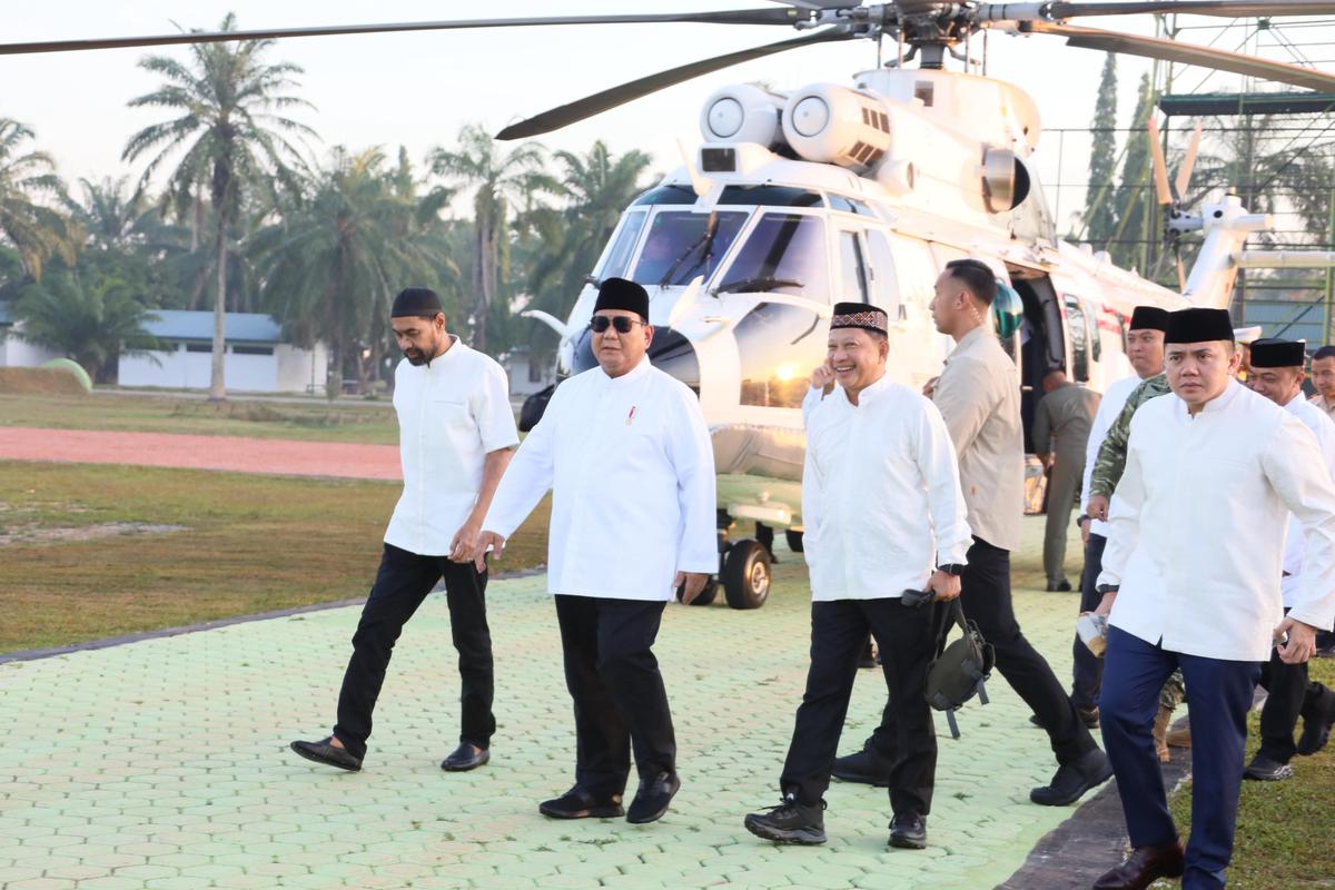 Kasatgas PRR Dampingi Presiden Prabowo Rayakan Idulfitri Bersama Masyarakat di Aceh Tamiang