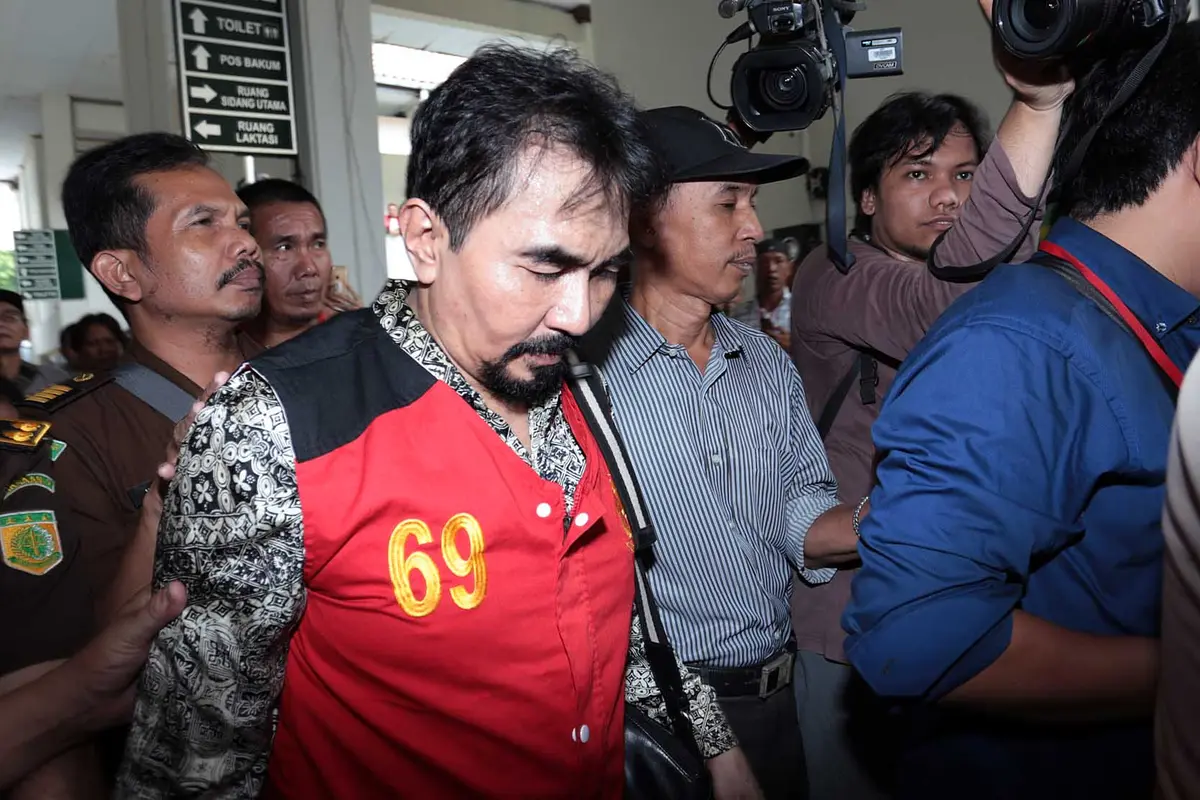[Bintang] Gatot Brajamusti