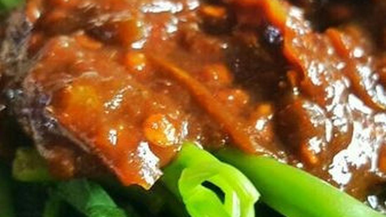 6. Kangkung Bumbu Rujak