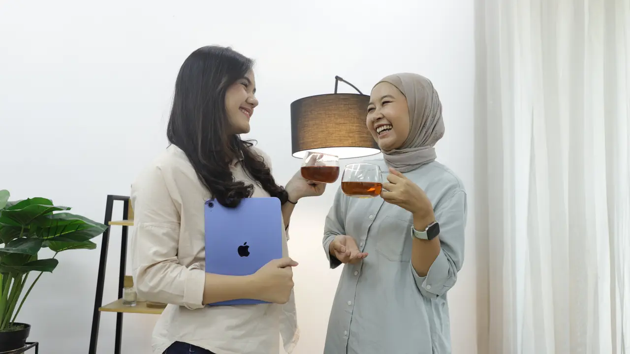 wanita februari tanda orang nyaman