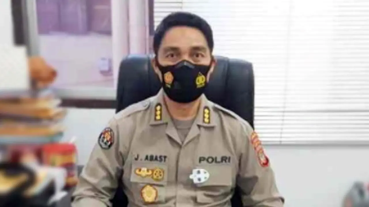 Kabid Humas Polda Sulut Kombes Pol Jules Abraham Abast SIK.