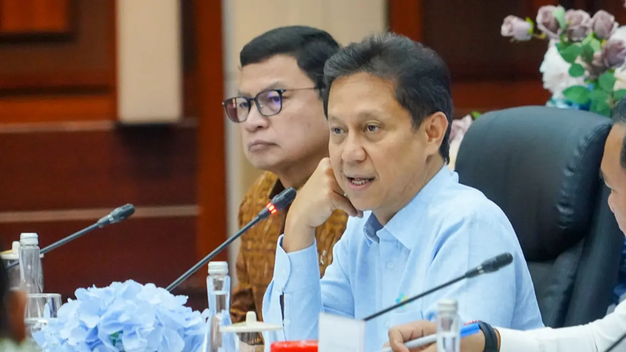 Menkes Budi menuturkan sekitar 300 dokter magang bakal disebar di wilayah terdampak bencana di Aceh. Para dokter tersebut akan berkeliling melayani masyarakat yang membutuhkan bantuan medis, utamanya di posko-posko pengungsian. (Foto: Dok Kemenkes)