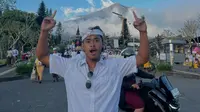 I Made Pajar Ariyana, peselancar muda Indonesia peraih medali perak di Asian Games 2026 (instagram.com/pajar_ariyanaa)