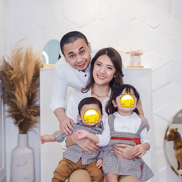 Jarak Lahir Buah Hati Berdekatan, Ini 6 Artis yang Cepat Hamil Anak Kedua