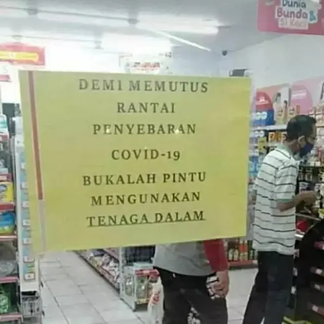 6 Tulisan Peringatan di Pintu Kaca Minimarket Ini Bikin Pembeli Salah Fokus