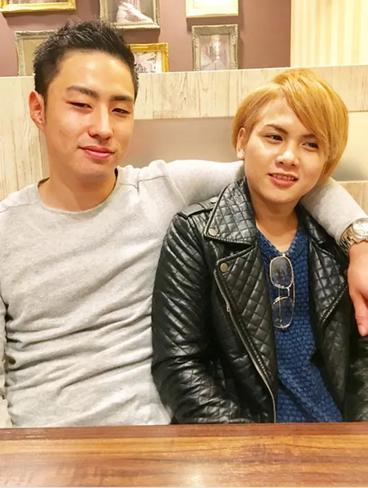 Henry sendiri juga membantah kalau kliennya di Jepang mengambil job. Henry menegaskan, bahwa Evelyn murni menenangkan diri dengan masalah yang sedang dihadapi. (Instagram/ev0124)