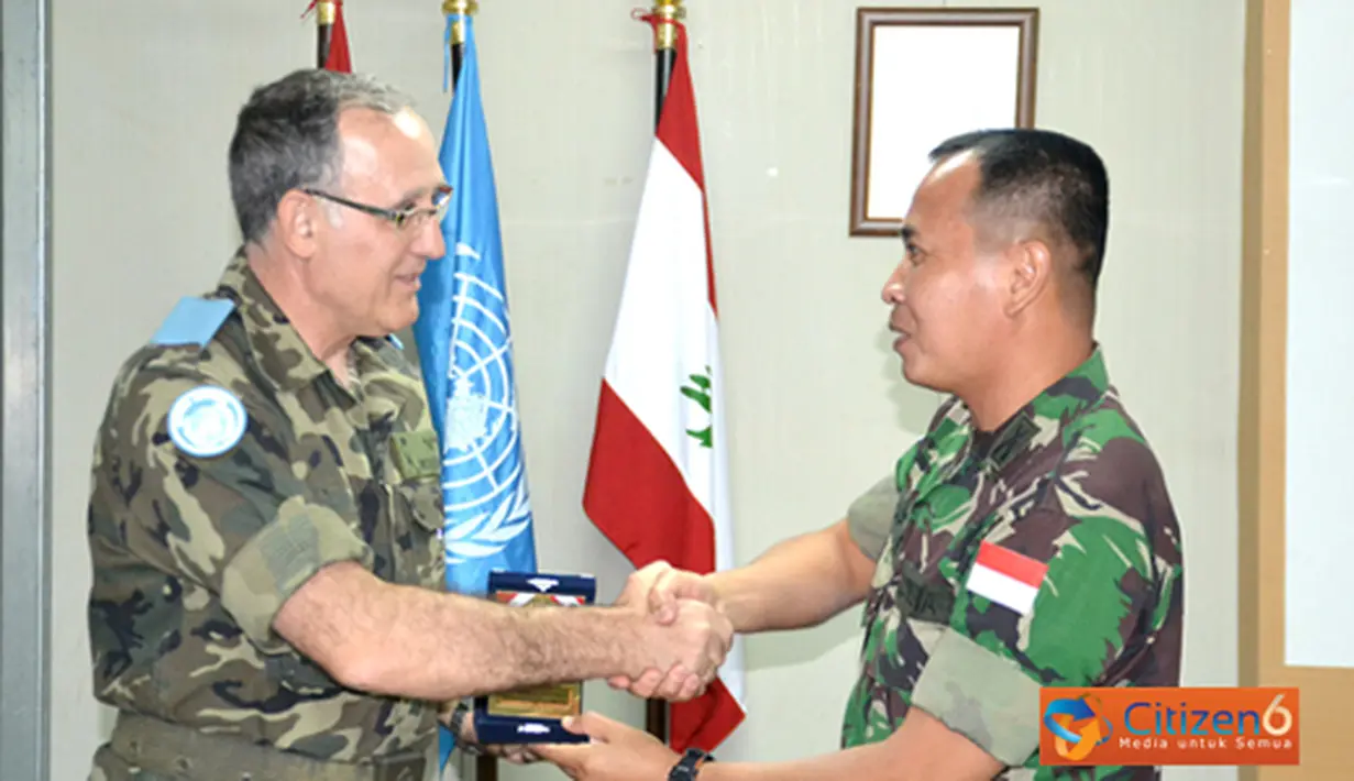 Citizen6, Lebanon: Dansektor Timur UNIFIL disambut oleh Komandan Satgas Indobatt Letkol Inf Suharto Sudarsono, di Markas Indobatt UN Posn 7-1, Adshid al Qusayr. (Pengirim: Badarudin Bakri).