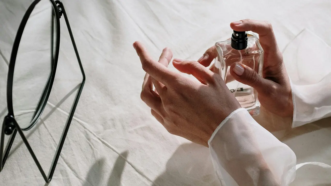 Ilustrasi Parfum