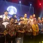 Universitas Indonesia (UI) untuk kali pertama menggelar acara penghargaan pada mitra dan alumni dengan tajuk UI Award Night (UIAN) 2019.