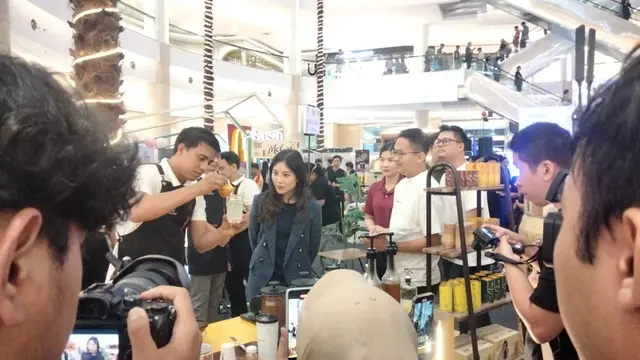 Wamenparekraf  Angela Tanoesoedibjo di Kopi Fest Indonesia, Mall Kota Kasablanka, Jakarta Selatan
