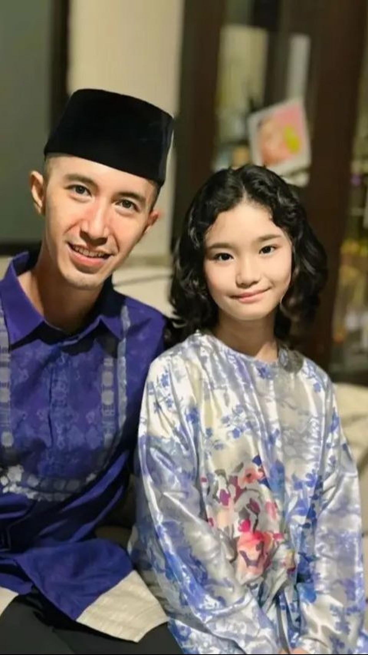 Fardhana sendiri merasa bahagia bisa bertemu dengan Bilqis, calon anak sambungnya, dan momen tersebut menjadi berharga bagi mereka berdua.<br>