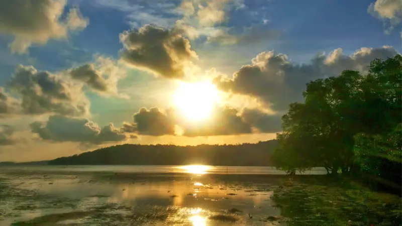 Pulau Selayar Bawean, Surga Kecil yang Terpencil