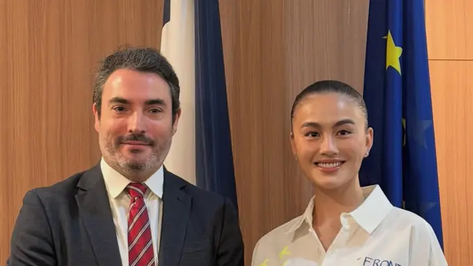 Agnez Mo saat Pulang ke Indonesia. [@agnezmo]