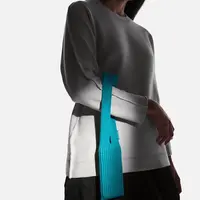 iPhone Pocket jadi cara baru bawa iPhone. [Dok.Apple]