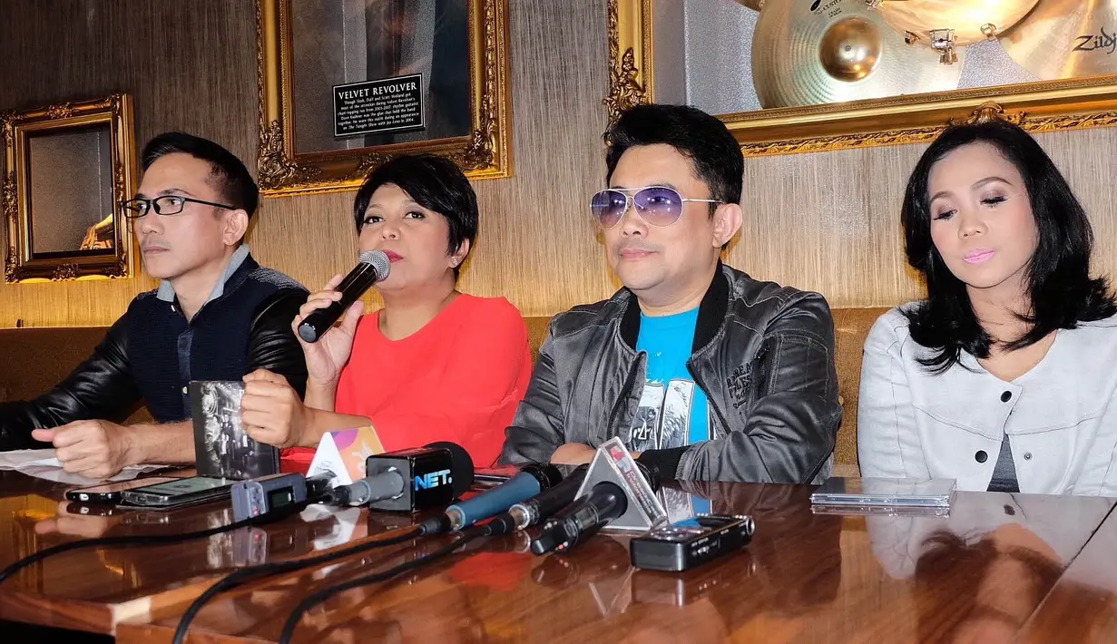 Personel grup vokal ini adalah Yana Julio, Agus Wisman, Lita Zen, dan Ucie Nurul. (Desmond Manullang/Bintang.com)